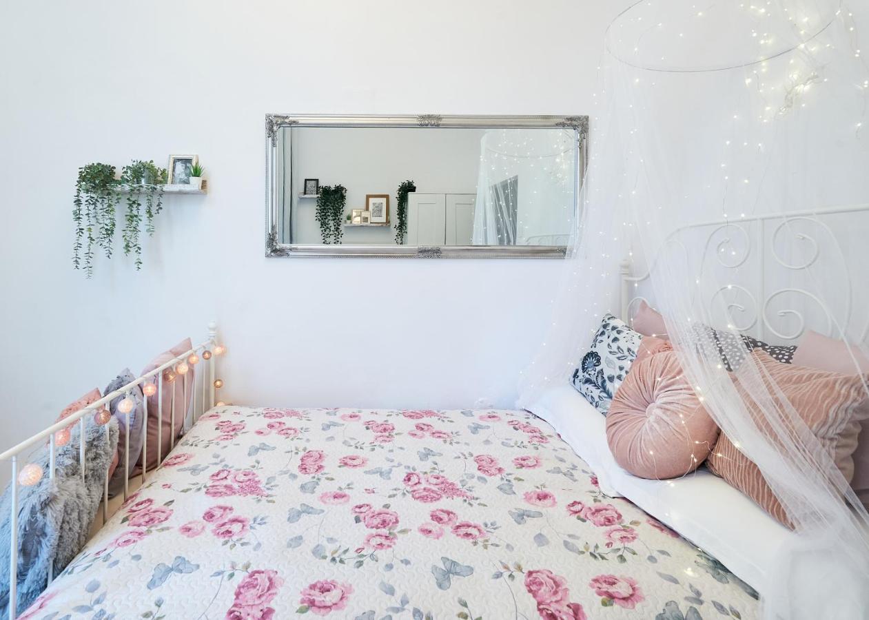 Aurora Kazimierz Apartment Krasków Dış mekan fotoğraf